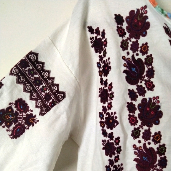 Anthropologie • TINY Agatha Embroidered Blouse - Picture 5 of 8